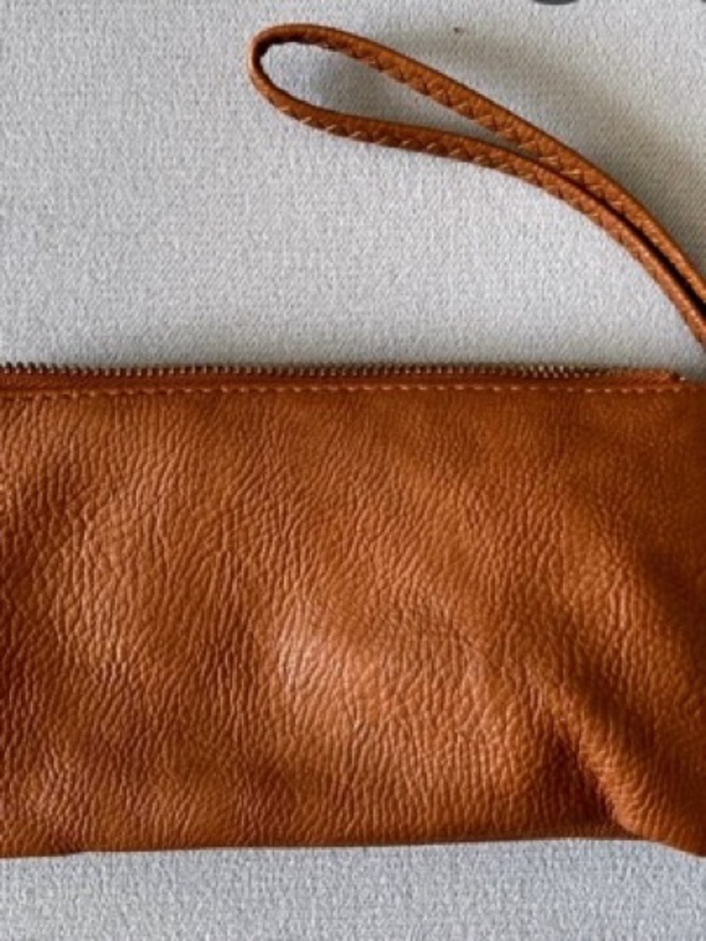 Fabriano Italia 7013 Camel Leather Wristlet Crossbody - Picture 6 of 8